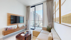 Glamorous 1-BR Apartment in the Heart of JVC